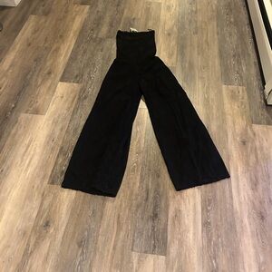 Elegant Black Wide-Leg Jumpsuit